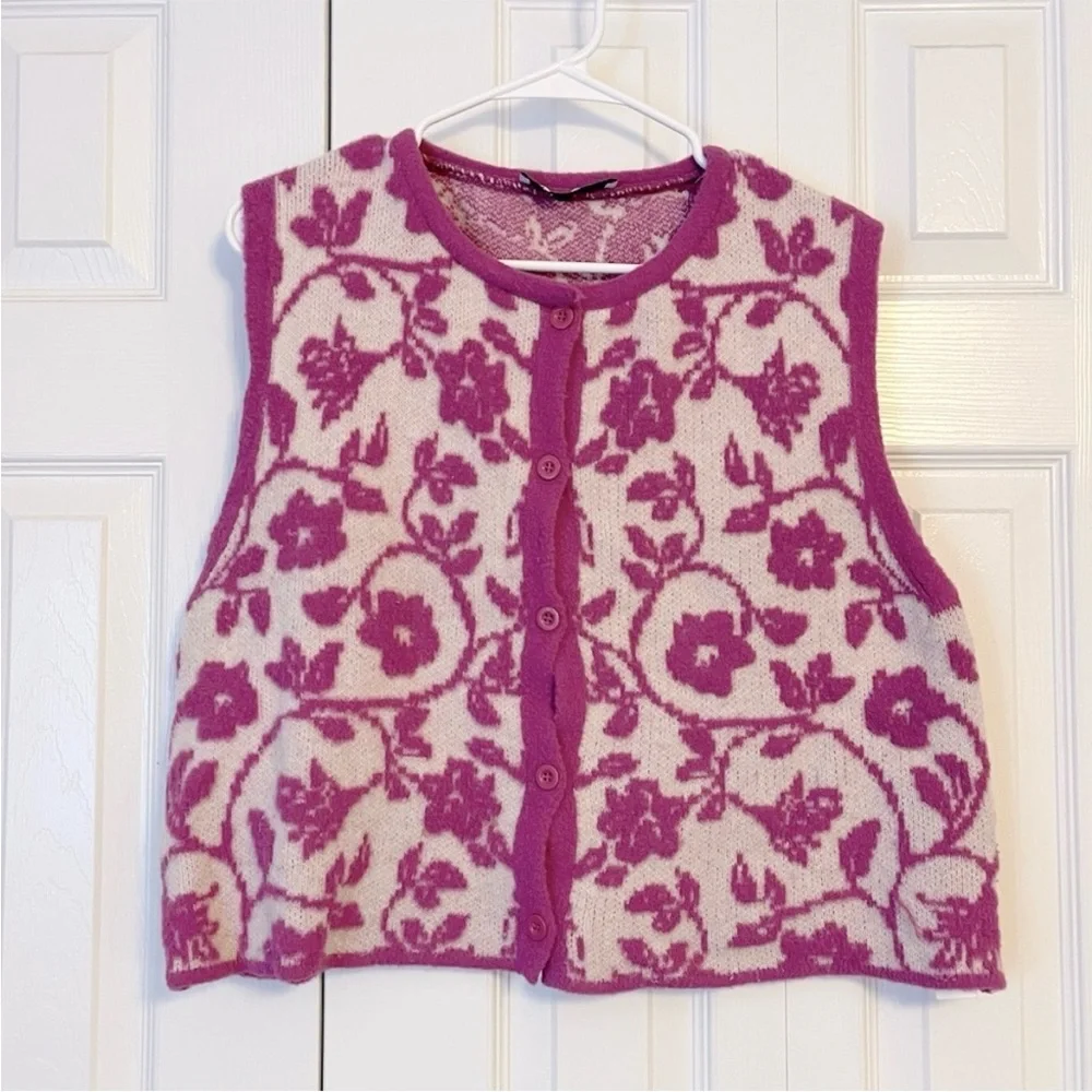 Zara Floral Knit Vest - Picture 1 of 5